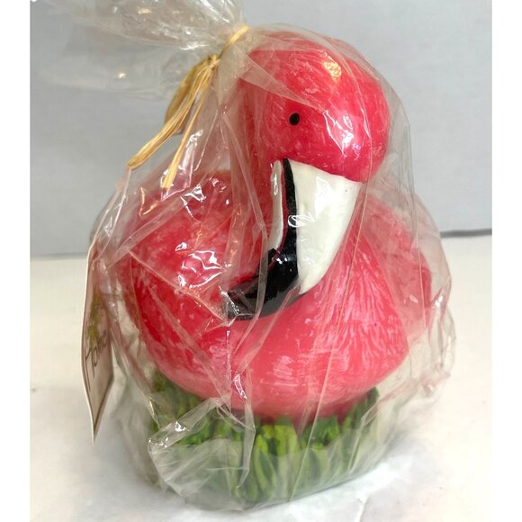 Pink Flamingo Bird Candle Tropical Florida Palm Island Home Décor Wax GIFT NWT - Picture 2 of 7